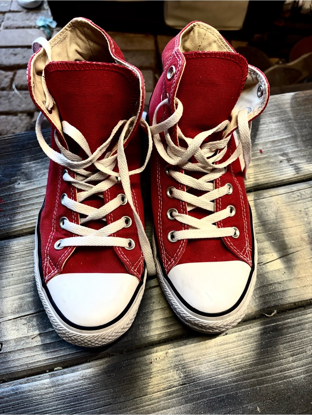 Red Converse high top sneakers #skateboarding #retro M8.5 W 10.5